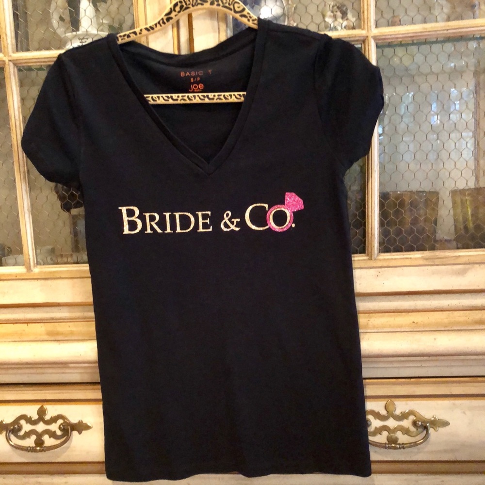 EUC Joe Fresh t-shirt Black Bride & Co S